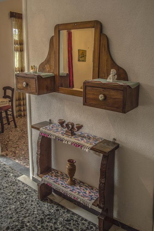 Appartamento Venezian Castle House Kíssamos Esterno foto
