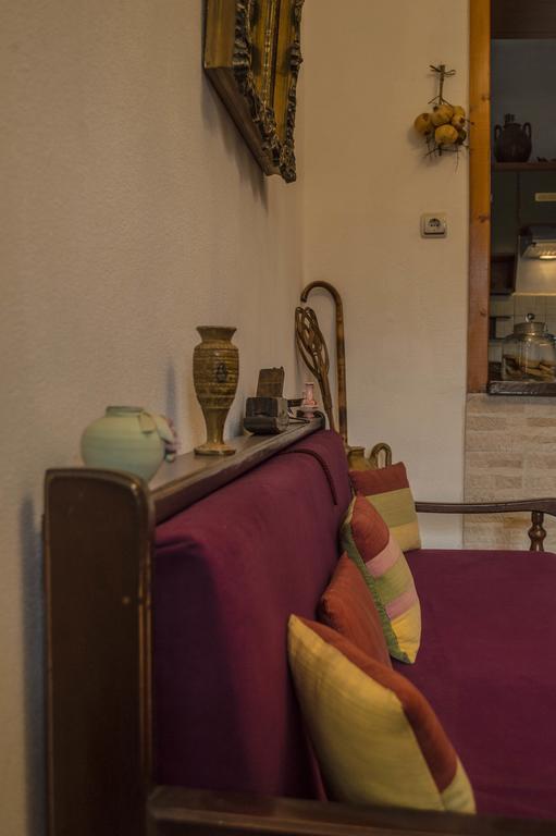 Appartamento Venezian Castle House Kíssamos Esterno foto