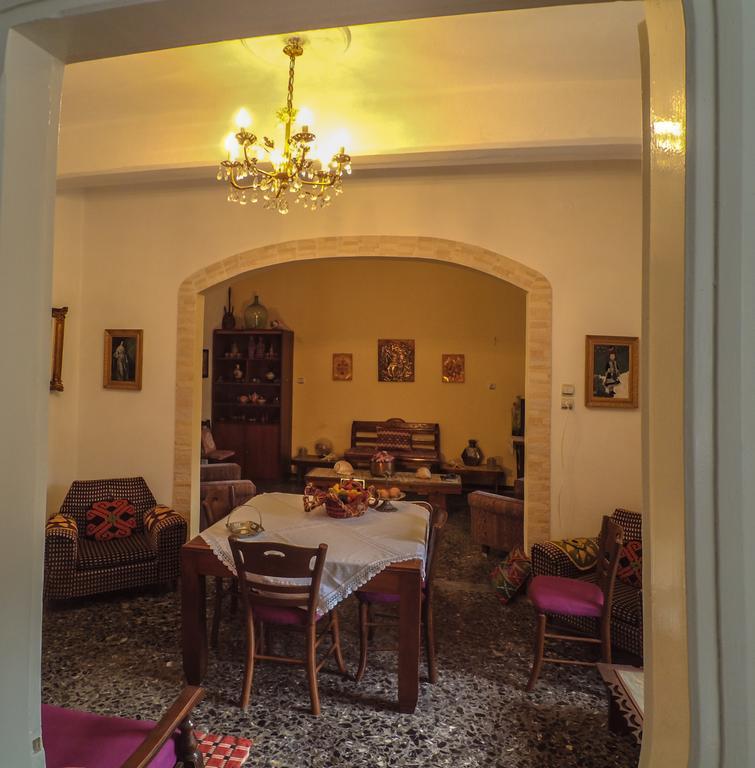 Appartamento Venezian Castle House Kíssamos Esterno foto