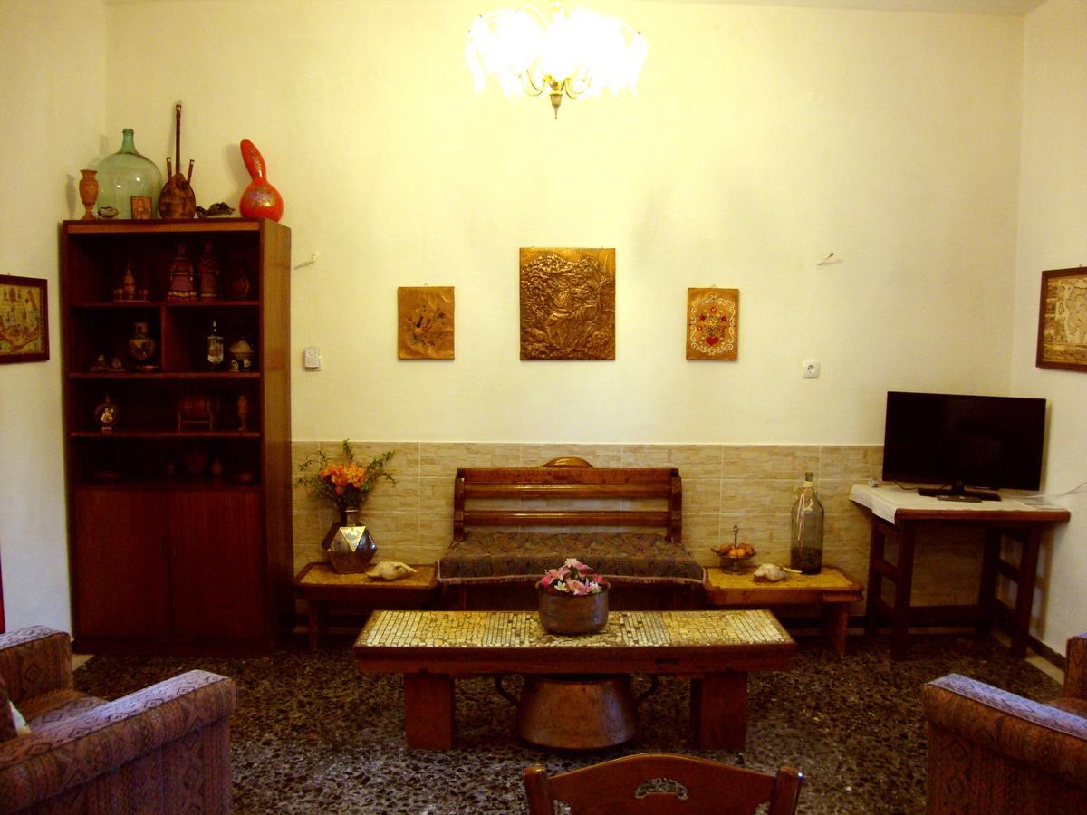 Appartamento Venezian Castle House Kíssamos Esterno foto